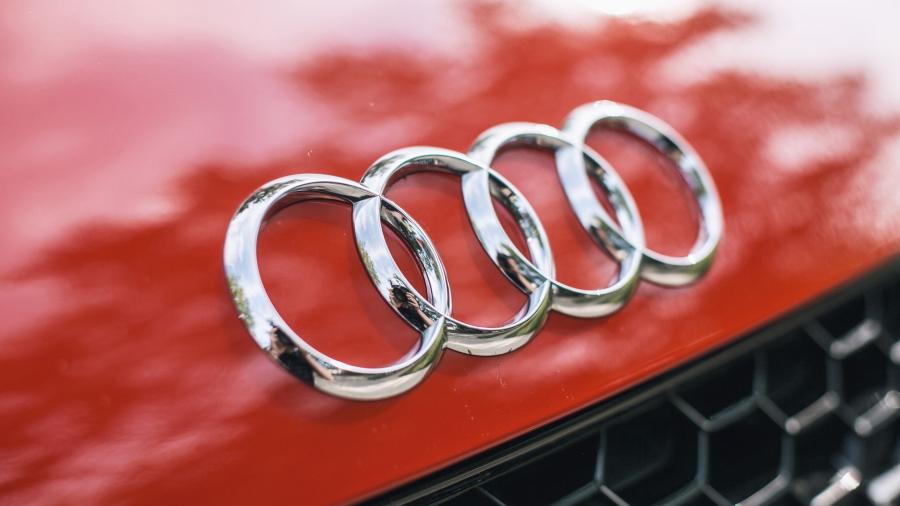 Логотип Audi TT RS Coupe (8S) 2017 года  (NA) (фото 22 из 36)